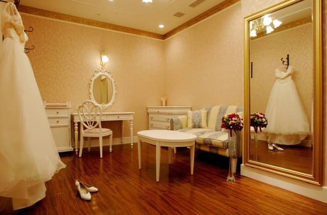 ベルセゾン|志木の結婚式場【公式】緑と光のガーデンチャペルで叶える貸切ウェディング