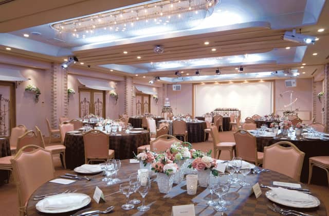 【公式】新潟県三条市の結婚式場|小さなウエディングおゝ乃(ザ・ガーデンテラスおゝ乃)