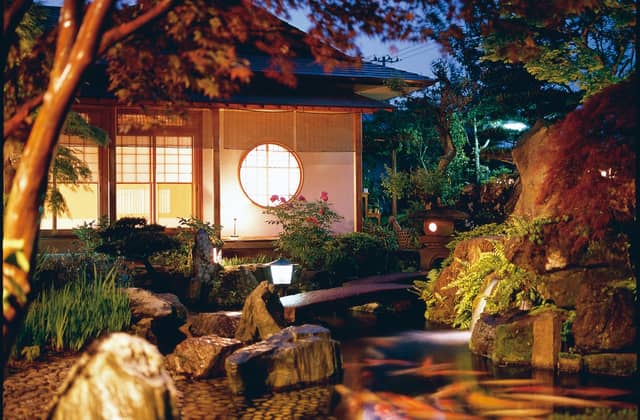 【公式】新潟県三条市の結婚式場|小さなウエディングおゝ乃(ザ・ガーデンテラスおゝ乃)