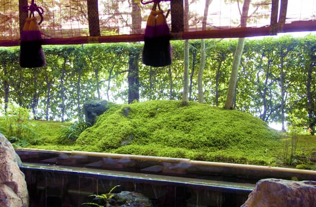 【公式】新潟県三条市の結婚式場|小さなウエディングおゝ乃(ザ・ガーデンテラスおゝ乃)