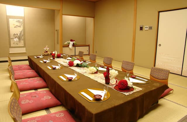 ロイヤルマナーフォート ベルジュール|神奈川 小田原・箱根の結婚式場|フォトウエディング|少人数会食