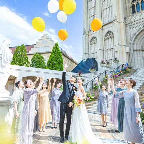 大阪アンジェリカノートルダム|美女と野獣、プリンセス、ディズニー風の世界観で叶える結婚式が叶う場所