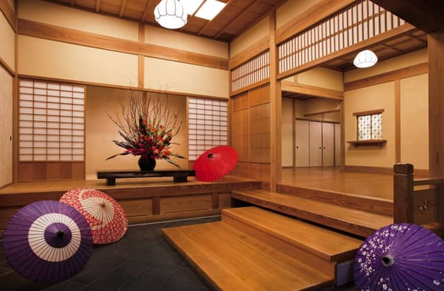 横浜市指定有形文化財 「三溪園 鶴翔閣」で結婚式/【ベストレート保証】ウエディングガーデン