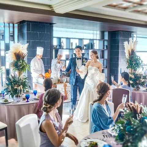 【公式】ラグナスイート新横浜|新横浜から徒歩2分の結婚式場