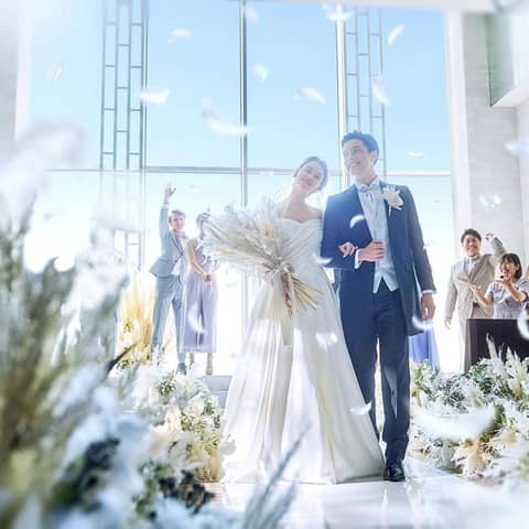 【公式】ラグナスイート新横浜|新横浜から徒歩2分の結婚式場