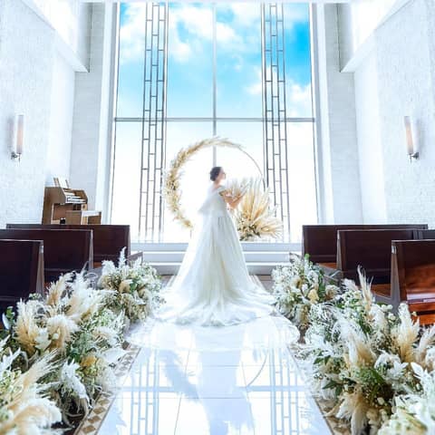 【公式】ラグナスイート新横浜|新横浜から徒歩2分の結婚式場