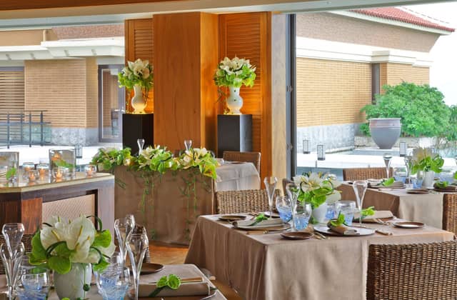 ザ・リッツ・カールトン沖縄|ウエディング|ラグジュアリーホテル|上質|大人婚|インポートドレス