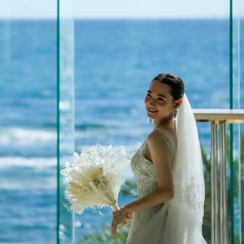 【公式】ヴォヤージュ ドゥ ルミエール 北谷リゾート|沖縄 北谷 結婚式場