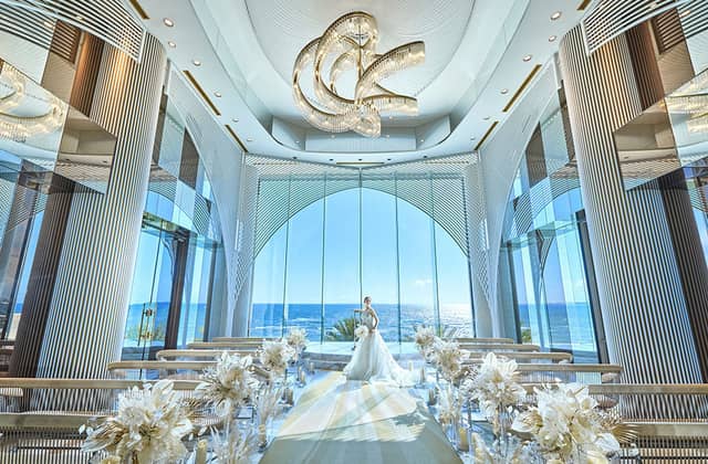 【公式】ヴォヤージュ ドゥ ルミエール 北谷リゾート|沖縄 北谷 結婚式場