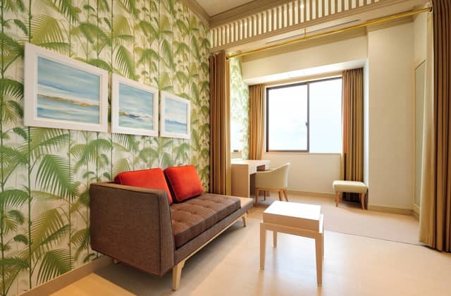 【公式】ヴォヤージュ ドゥ ルミエール 北谷リゾート|沖縄 北谷 結婚式場