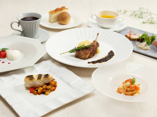 ベルセゾン|志木の結婚式場【公式】緑と光のガーデンチャペルで叶える貸切ウェディング