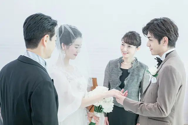 ベルセゾン｜志木の結婚式場【公式】緑と光のガーデンチャペルで叶える貸切ウェディング