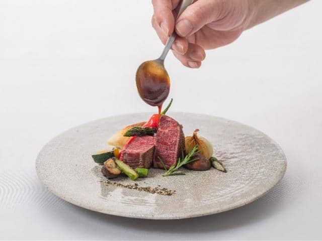 【公式】ベルクラシック神戸|各線三宮駅すぐの結婚式場・結婚式・ウエディング