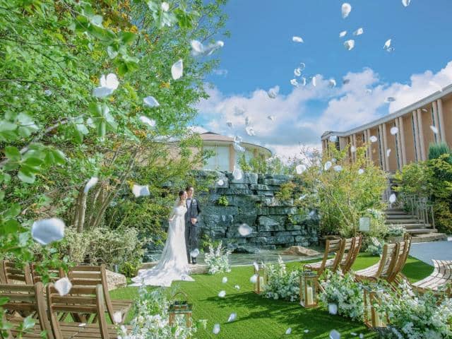 【公式】ザ・ロイヤルクラシック姫路　❘　兵庫　姫路の結婚式場