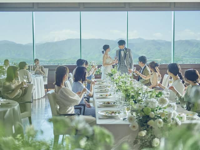 山梨の結婚式場ならアピオグランドステージ【公式】