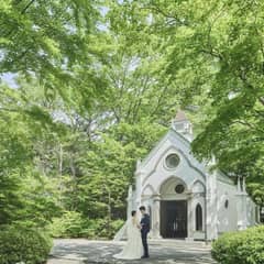 【平日限定】ご家族でプライベートウエディング<6名62万>