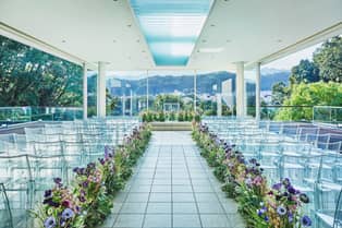 AMANDAN HILLS ～アマンダンヒルズ～ 陽光に包まれる明るいチャペル