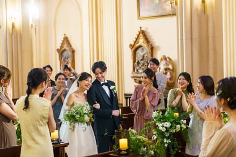 ご親族＆ご友人中心の結婚式☆