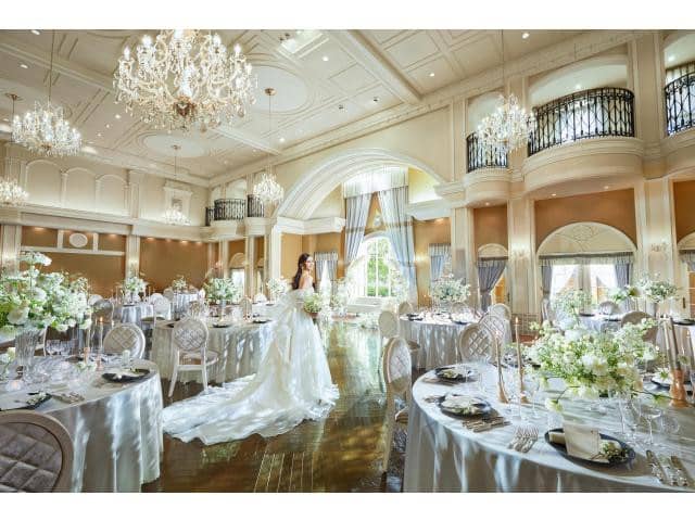 大阪アンジェリカノートルダム|美女と野獣、プリンセス、ディズニー風の世界観で叶える結婚式が叶う場所