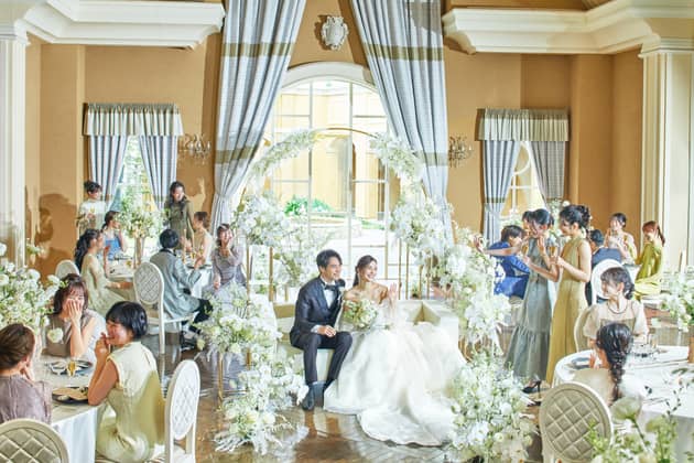 大阪アンジェリカノートルダム｜美女と野獣、プリンセス、ディズニー風の世界観で叶える結婚式が叶う場所