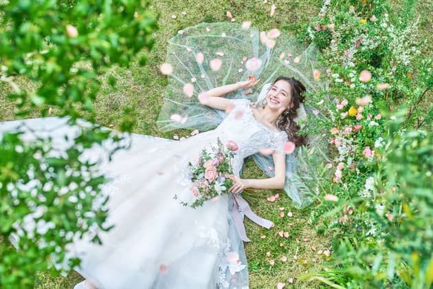 大阪アンジェリカノートルダム｜美女と野獣、プリンセス、ディズニー風の世界観で叶える結婚式が叶う場所