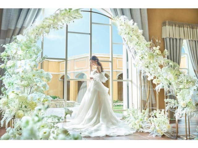 大阪アンジェリカノートルダム|美女と野獣、プリンセス、ディズニー風の世界観で叶える結婚式が叶う場所