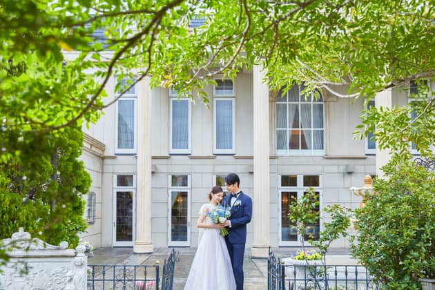 大阪アンジェリカノートルダム｜美女と野獣、プリンセス、ディズニー風の世界観で叶える結婚式が叶う場所