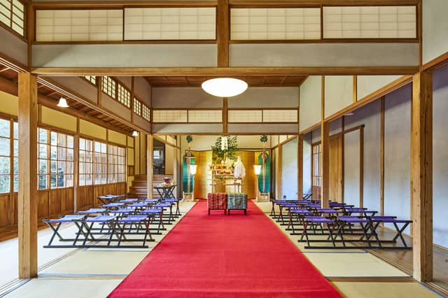 横浜市指定有形文化財 「三溪園 鶴翔閣」で結婚式／【ベストレート保証】ウエディングガーデン