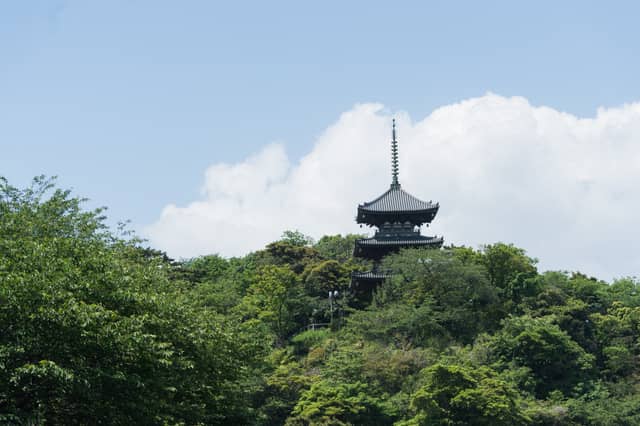 横浜市指定有形文化財 「三溪園 鶴翔閣」で結婚式／【ベストレート保証】ウエディングガーデン