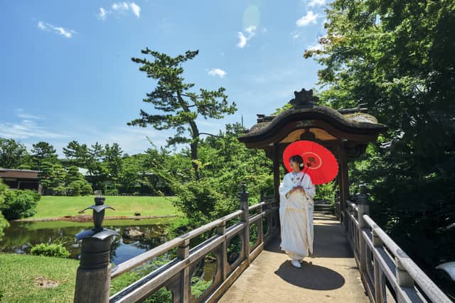 横浜市指定有形文化財 「三溪園 鶴翔閣」で結婚式／【ベストレート保証】ウエディングガーデン