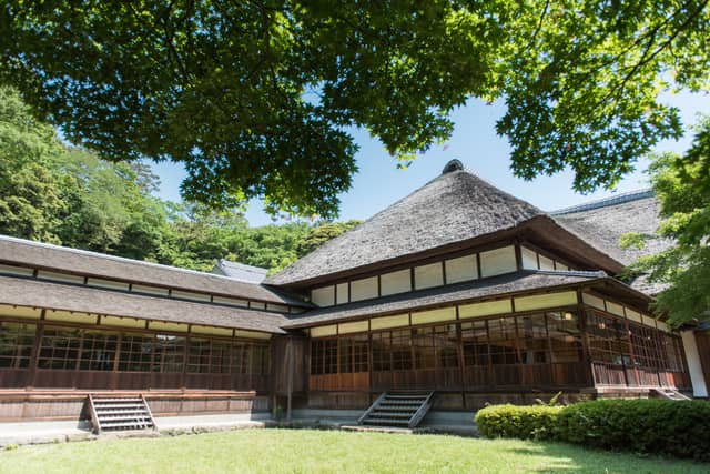 横浜市指定有形文化財 「三溪園 鶴翔閣」で結婚式／【ベストレート保証】ウエディングガーデン