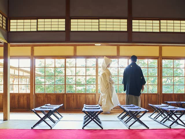 横浜市指定有形文化財 「三溪園 鶴翔閣」で結婚式/【ベストレート保証】ウエディングガーデン