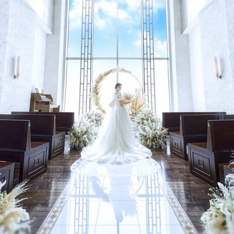 【公式】ラグナスイート新横浜｜新横浜から徒歩3分の結婚式場