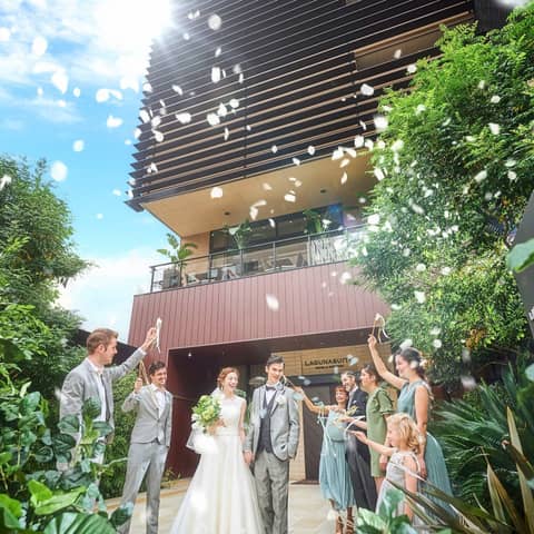 【公式】ラグナスイート新横浜｜新横浜から徒歩3分の結婚式場
