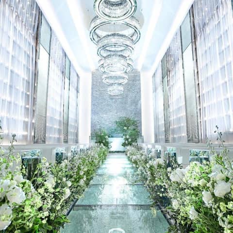 【ワンちゃんと結婚式】〈40名145万/60名171万〉ドレス2着付