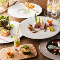 【1件目来館特典】館内レストランで使える1万円相当のお食事券プレゼント！！