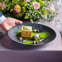 【無料試食】シェフこだわりの特選牛&デザート試食