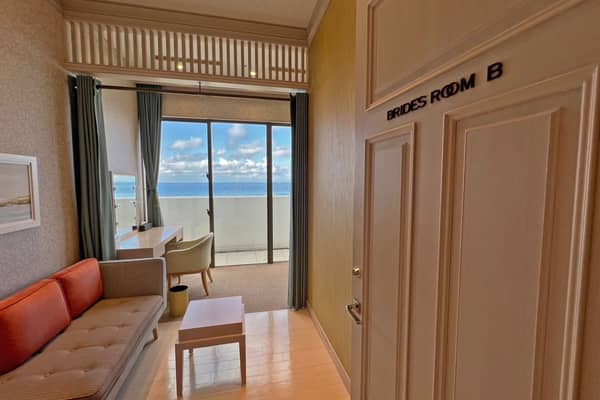 【公式】ヴォヤージュ ドゥ ルミエール 北谷リゾート|沖縄 北谷 結婚式場