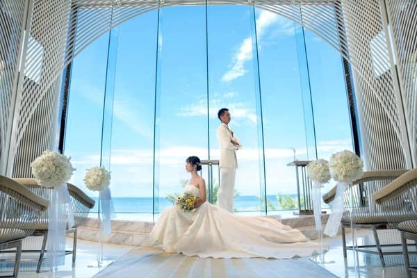 【公式】ヴォヤージュ ドゥ ルミエール 北谷リゾート|沖縄 北谷 結婚式場