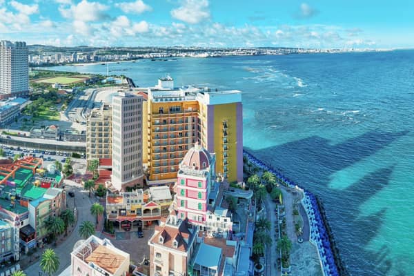 【公式】ヴォヤージュ ドゥ ルミエール 北谷リゾート|沖縄 北谷 結婚式場