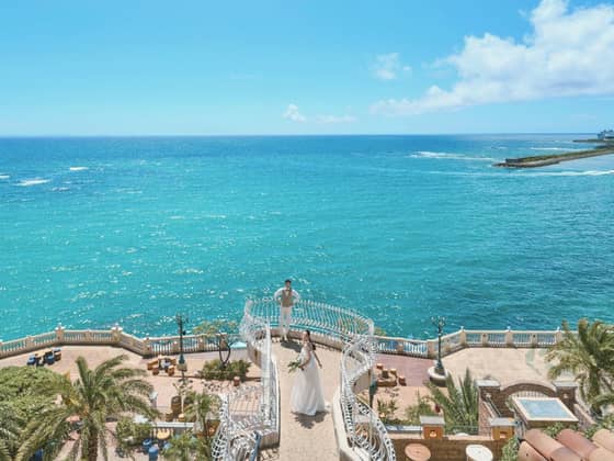 【公式】ヴォヤージュ ドゥ ルミエール 北谷リゾート｜沖縄 北谷 結婚式場