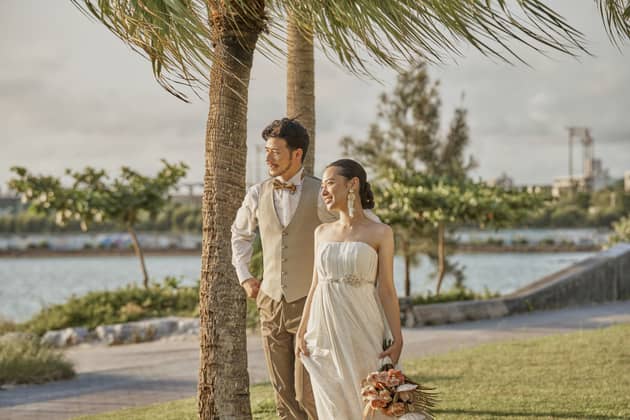 【公式】ヴォヤージュ ドゥ ルミエール 北谷リゾート｜沖縄 北谷 結婚式場