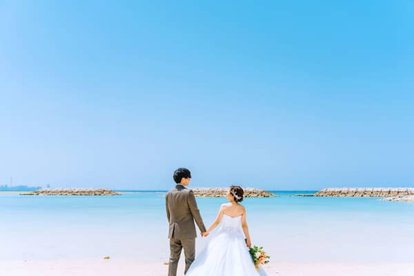 【公式】ヴォヤージュ ドゥ ルミエール 北谷リゾート|沖縄 北谷 結婚式場