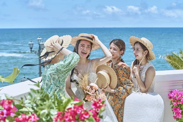 【公式】ヴォヤージュ ドゥ ルミエール 北谷リゾート|沖縄 北谷 結婚式場