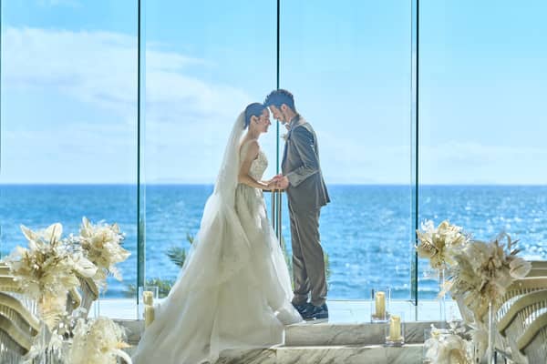 【公式】ヴォヤージュ ドゥ ルミエール 北谷リゾート|沖縄 北谷 結婚式場