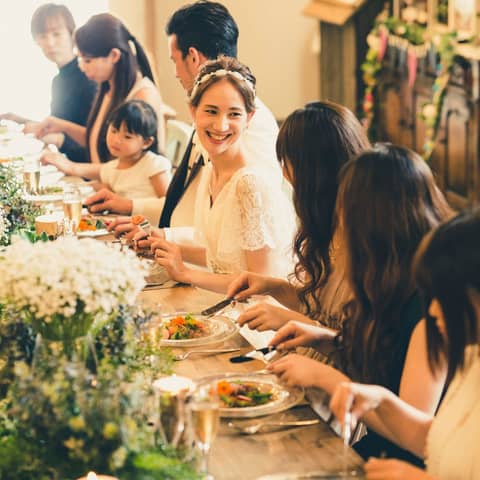 大切なご家族様と フォトウェディング会食6名様プラン チャペル ウエディングレストランbaum