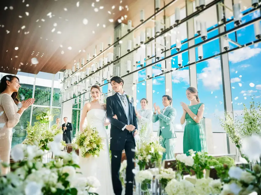 60%OFF結婚式にオススメ【ラグナムーン】 60%OFF結婚式にオススメ【ラグナムーン】