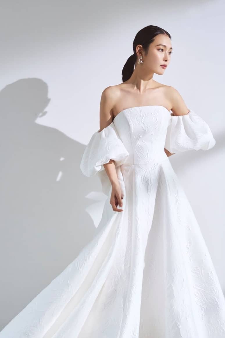 ドレス 公式 ラグナヴェールプレミア 大阪駅直結の結婚式 結婚式場 ドレス 公式 ラグナヴェールプレミア 大阪駅直結の結婚式 結婚式場